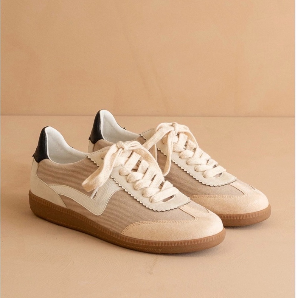 The Kyla | Almond Classic Low Top Sneakers